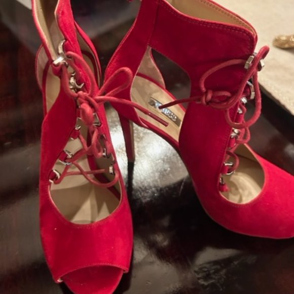 RED  SHOES - Picture 1 of 2